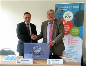 Le Comité des Banques FBF du Val-de-Marne et l'École de la 2e Chance du Val-de-Marne signent un partenariat pour l'éducation budgétaire des jeunes