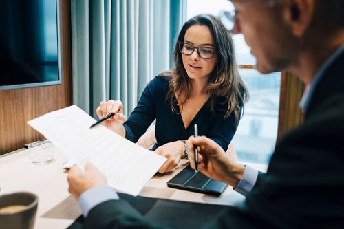 Emploi dans la banque : retour sur les recrutements et interview dans Ouest-France